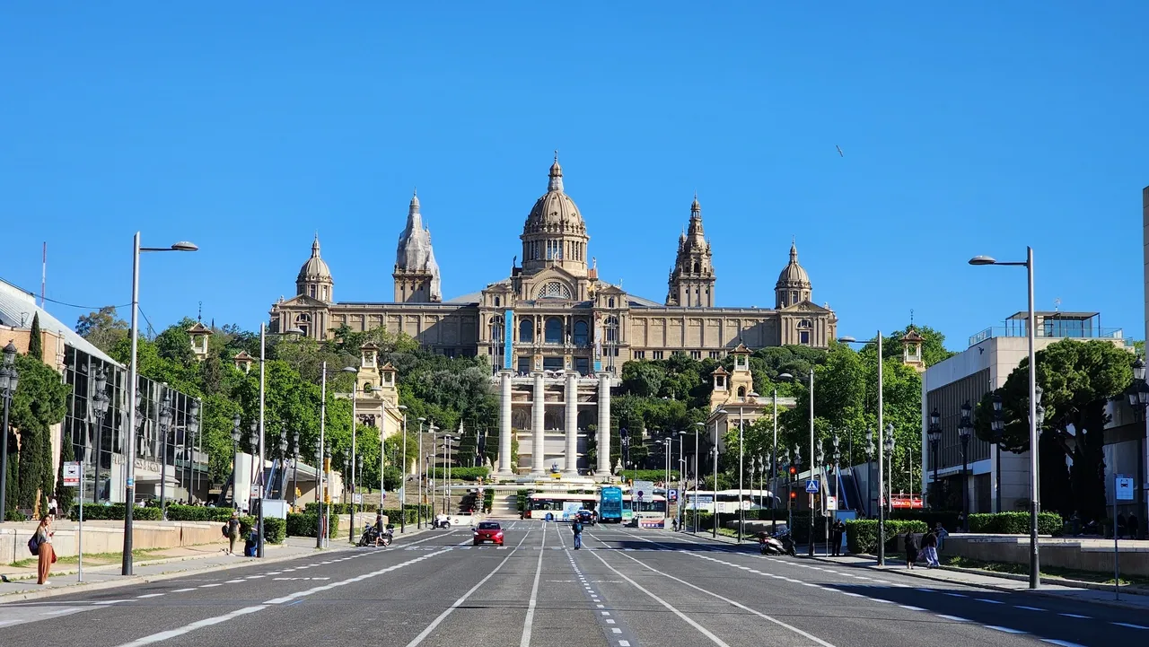 Barcelona Day 5 – Part 2: Exploring Casa Vicens & Indulging at Intercontinental BCN