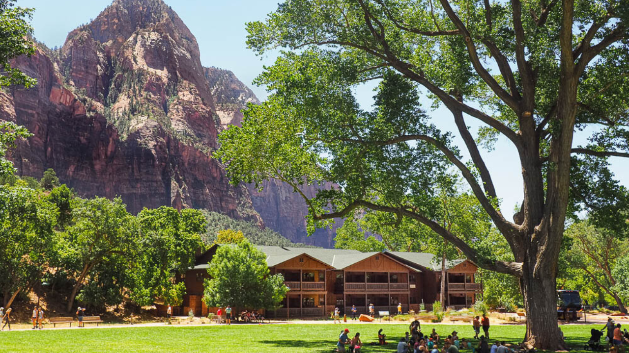 How to Spend 5 Days in Zion Without the Crowds: A Serene Escape into Nature